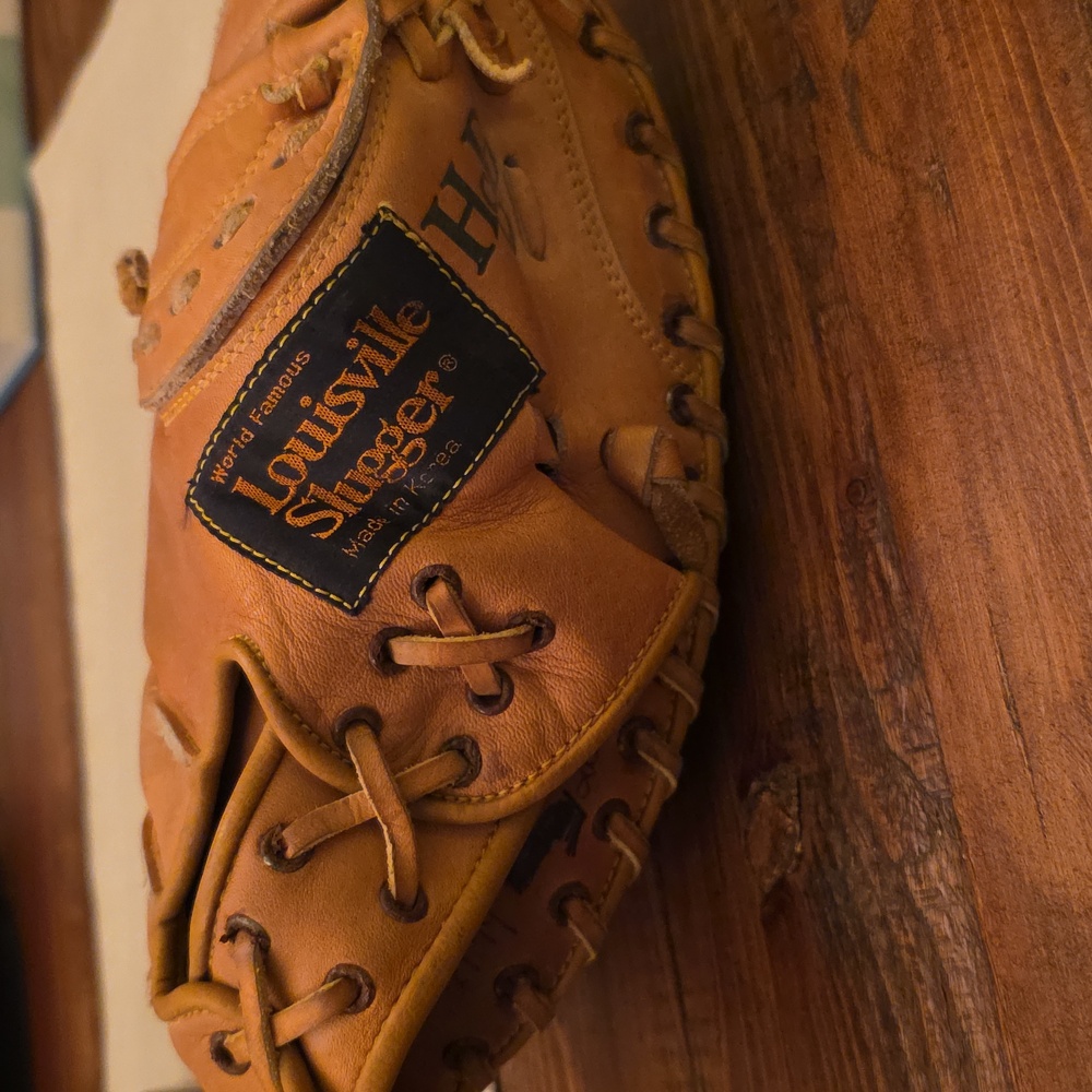 Vintage Louisville Slugger Catchers Mitt LSC210 Brown Leather Baseball RHT Glove